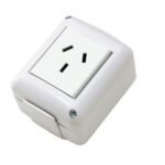 TOMA 20AMP DE SUPERFICIE EXULTT